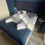 Apartman Al-dom Kniewskiego 11 *