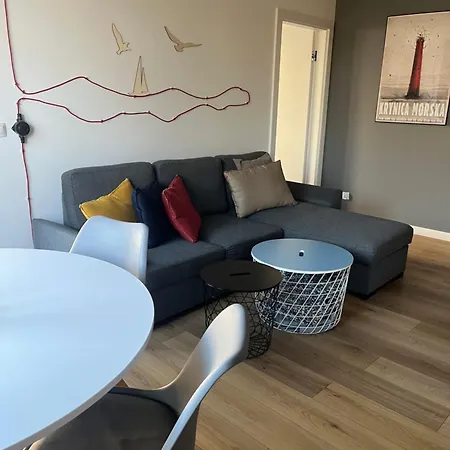 Al-dom Kniewskiego 11 * Kołobrzeg