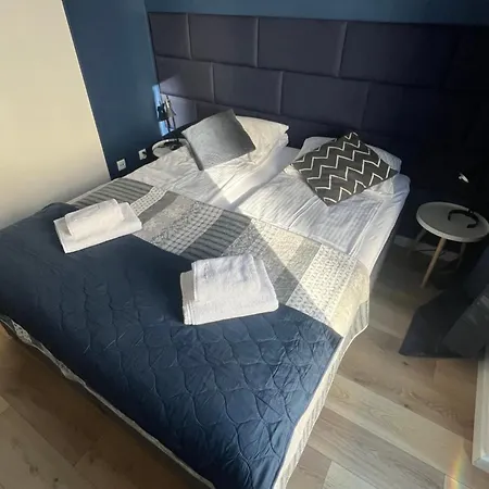 Apartman Al-dom Kniewskiego 11 *