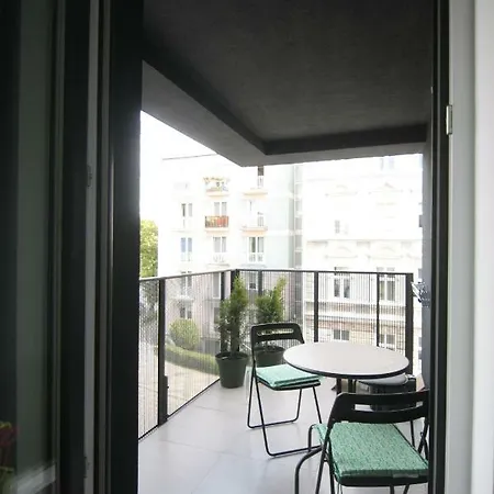 Al-dom Kniewskiego 11